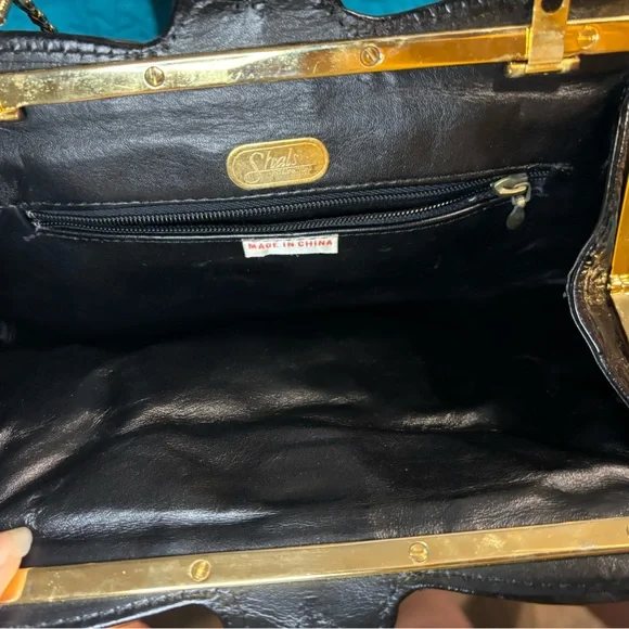 Vintage Kisslock Shals International purse - Picture 3 of 4